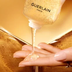 Abeille Royale Cleansing Care In Mousse
