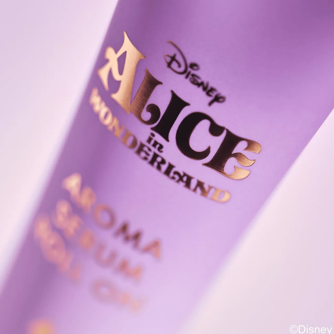 Alice In Wonderland Serum Roll-On