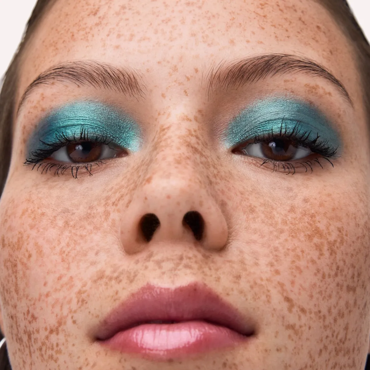 Art Couleurs Sombras de ojos