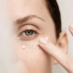 Awakening Creamy Eye Essence Contorno de Ojos