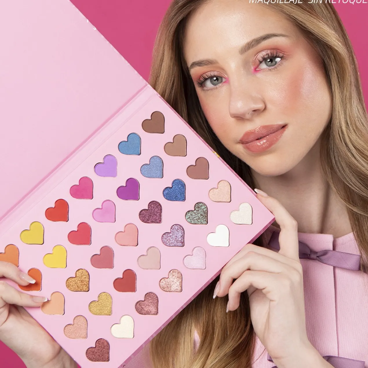 Barbie™ / Princess Extra Colorful Eyeshadow Palette Paleta de Sombras
