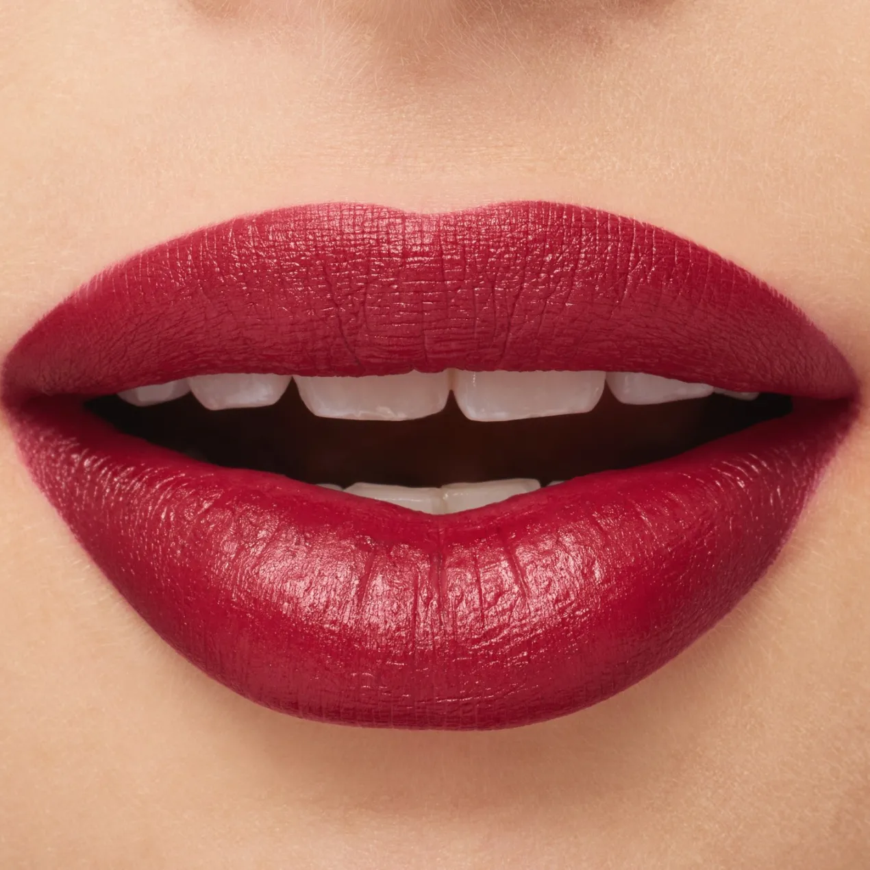 Barra de Labios M·A·Cximal Silky Matte Lipstick