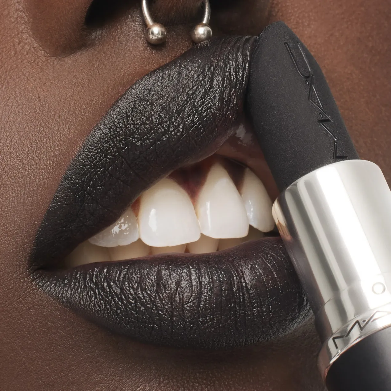 Barra de Labios M·A·Cximal Silky Matte Lipstick