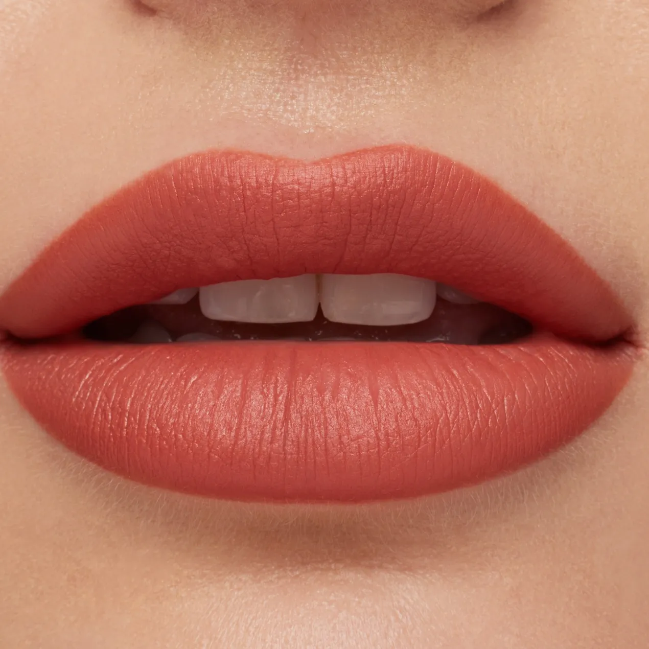 Barra de Labios M·A·Cximal Silky Matte Lipstick