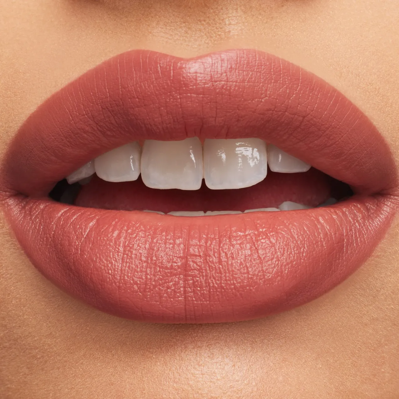 Barra de Labios M·A·Cximal Silky Matte Lipstick