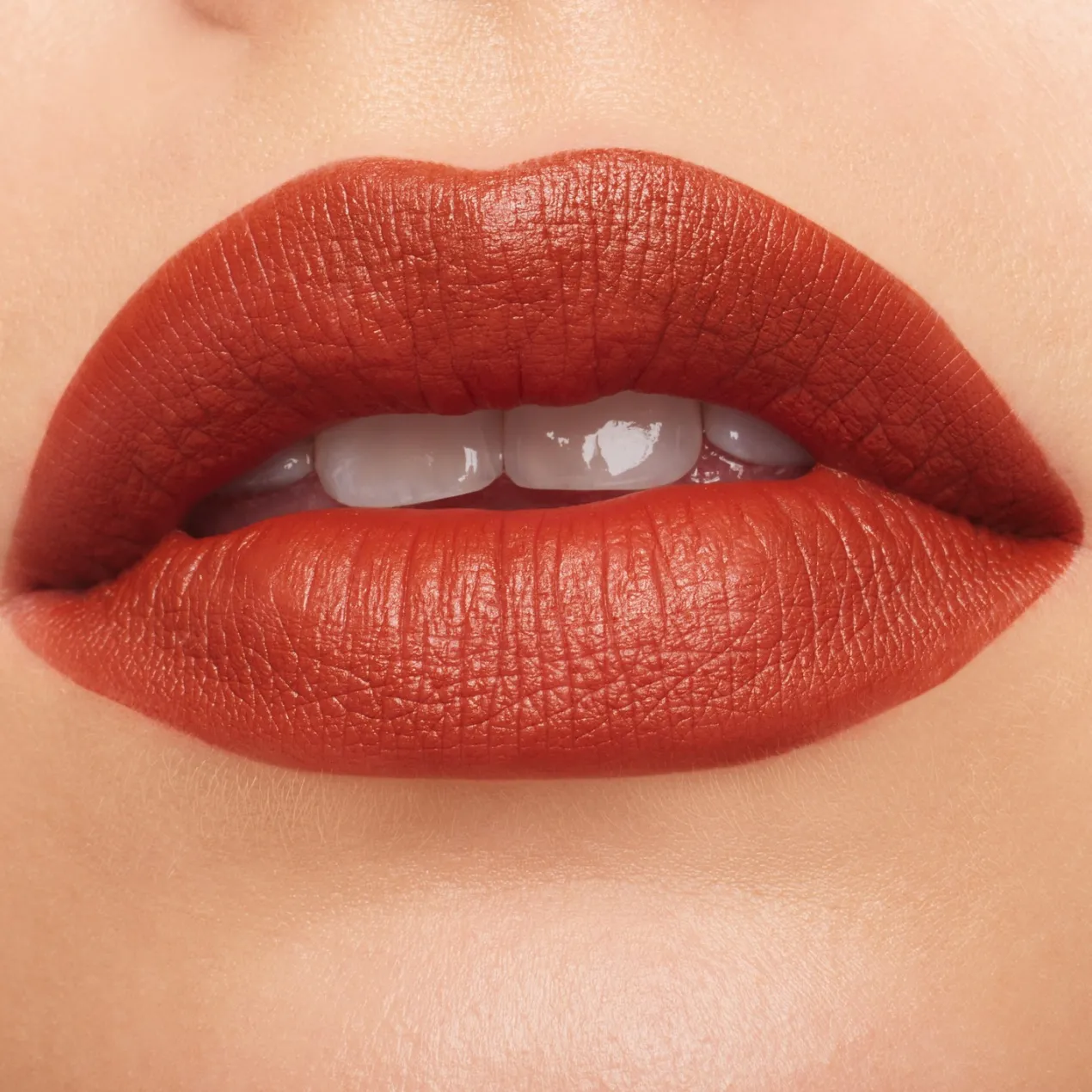 Barra de Labios M·A·Cximal Silky Matte Lipstick