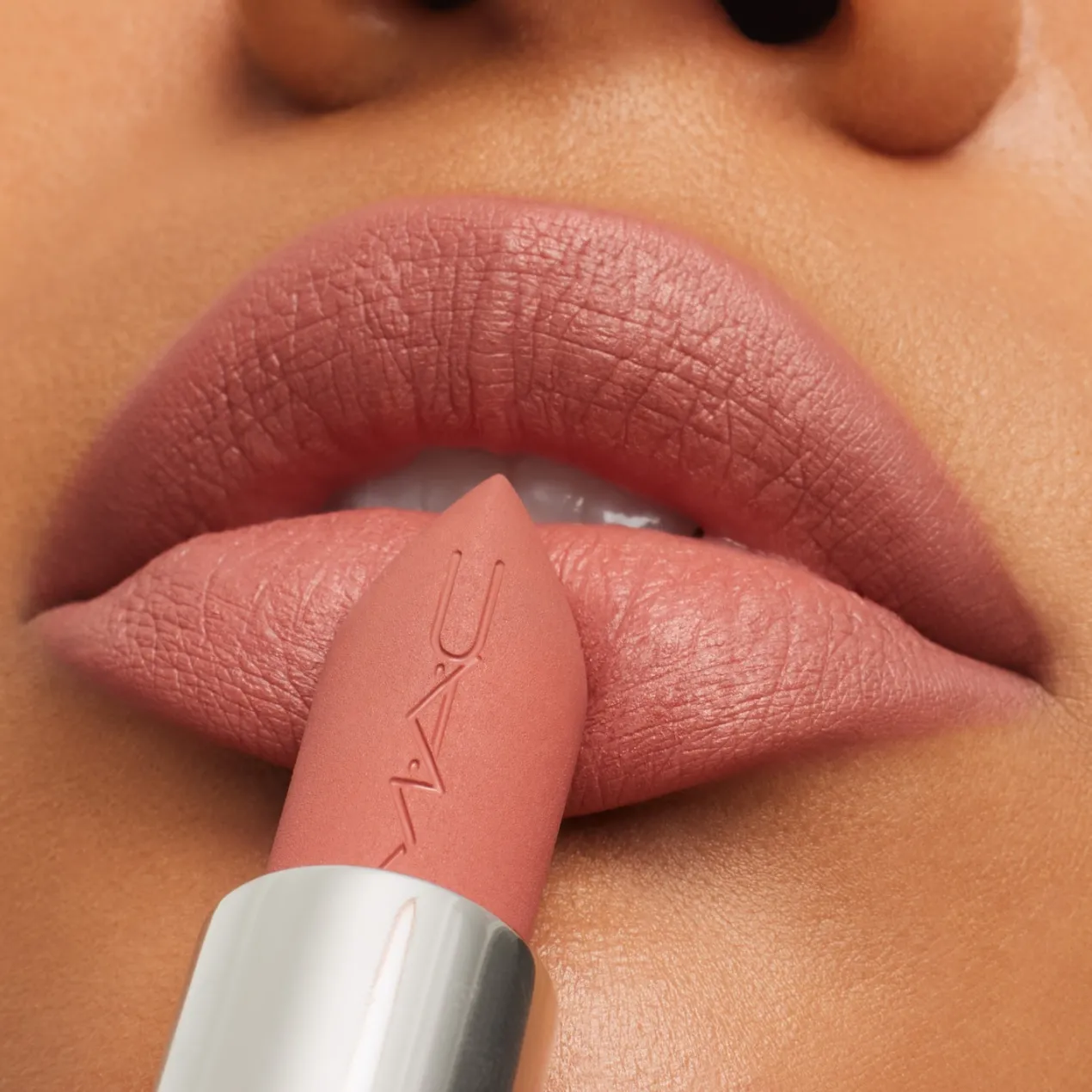 Barra de Labios M·A·Cximal Silky Matte Lipstick