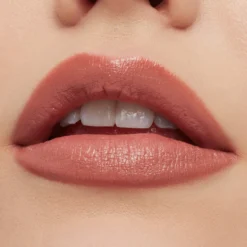 Barra de labios M·A·Cximal Sleek Satin Lipstick