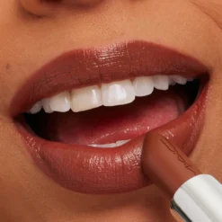 Barra de labios M·A·Cximal Sleek Satin Lipstick