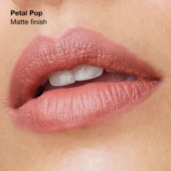 Barra de Labios Pop Longwear Matte