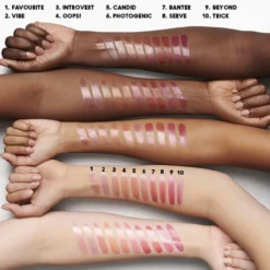 Bálsamo Labial con Color Glow Play Tender Talk Lip Balm