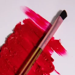 Brocha Angled Eyeliner Brush
