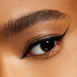 Brushstroke 24 Hour Liner Delineador de Ojos