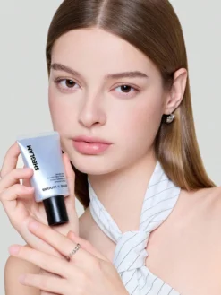 Camera On Smooth & Blur Primer