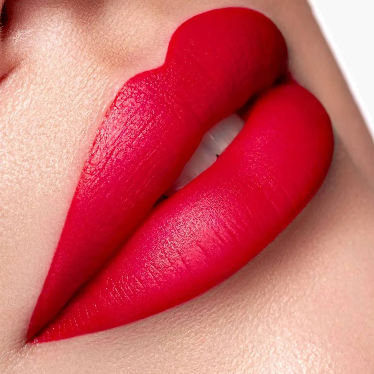 Chromo Therapy Lip Mousse