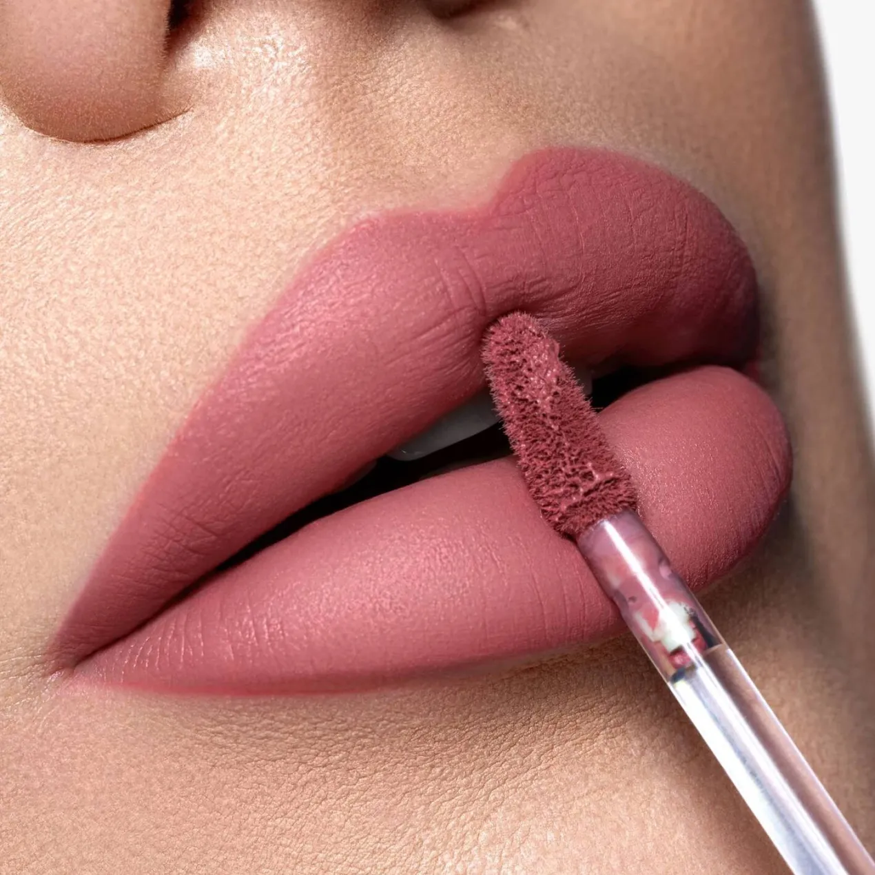 Chromo Therapy Lip Mousse