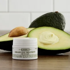 Contorno de Ojos con Aguacate Creamy Eye Treatment with Avocado
