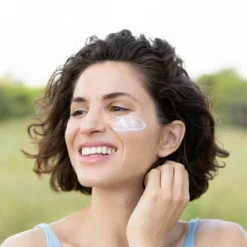 Crema Facial Hidratante SPF50+