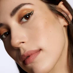 Delineador de Ojos 24h Waterproof