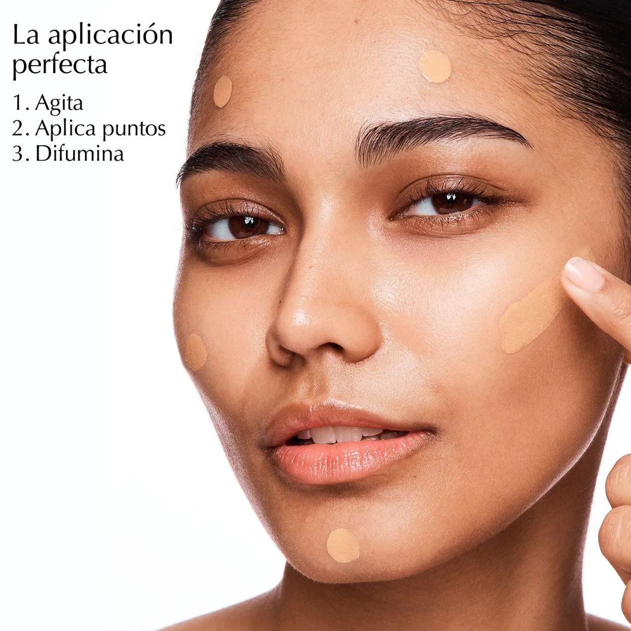 Double Wear Stay-In-Place Base de Maquillaje Mate Larga Duración SPF10