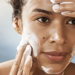 Espuma Limpiadora The Essence Foaming Cleanser