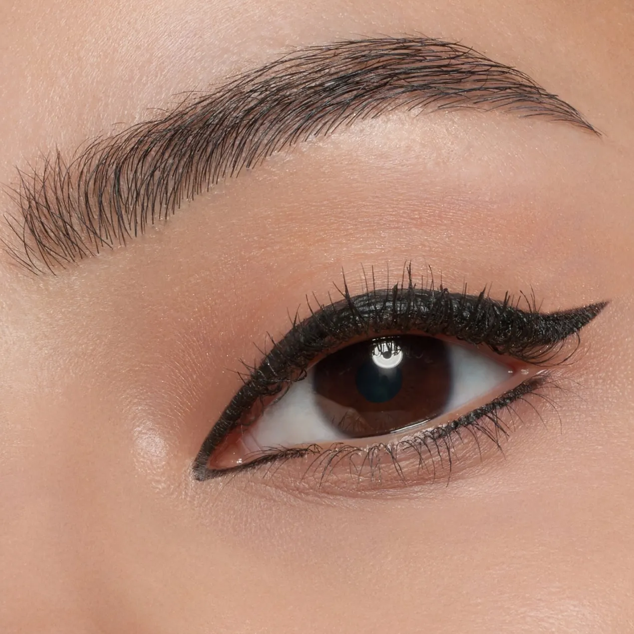 Eyeliner Rotulador de Larga Duración