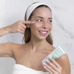 Gel Facial Exfoliante Aloe