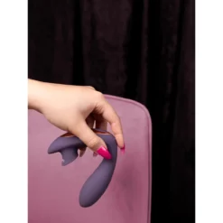 Irresistible by Shots Desirable Succionador Flexible