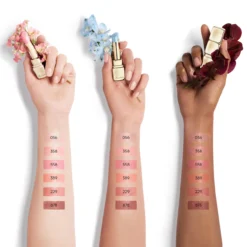 KissKiss Bee Glow Bálsamo Labial con Color
