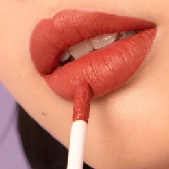 Labial Líquido The Longwear Lipstick