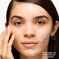 Limpiador Exfoliante Moisture Surge Cleanser