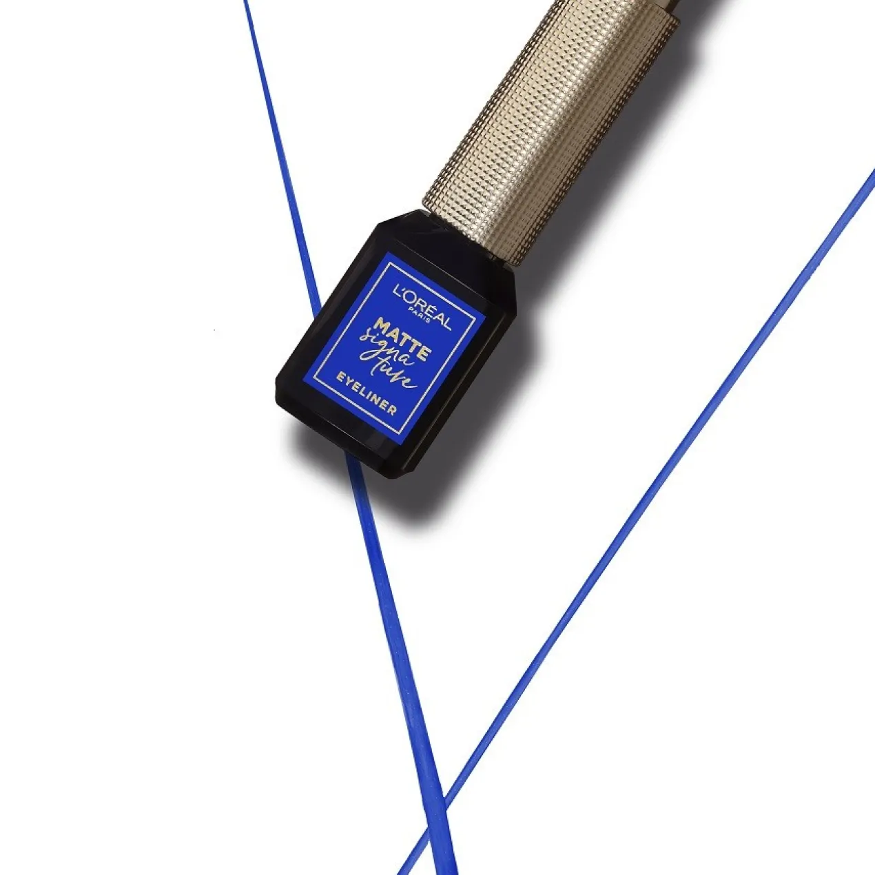 Matte Signature Eyeliner Líquido