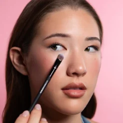 Must Have Concealer Brush 122 Brocha para Corrector y Sombras Líquidas