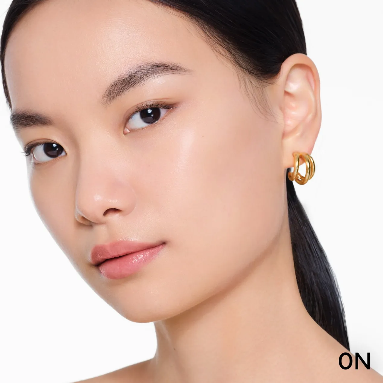 Parure Gold Skin Serum Foundation