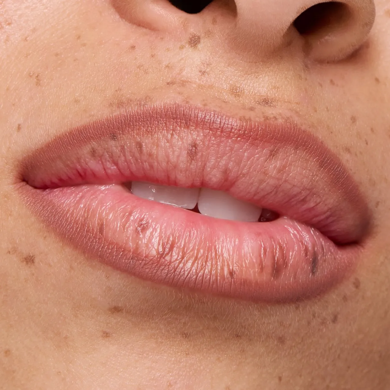 Perfilador de Labios Matte Comfort 8h