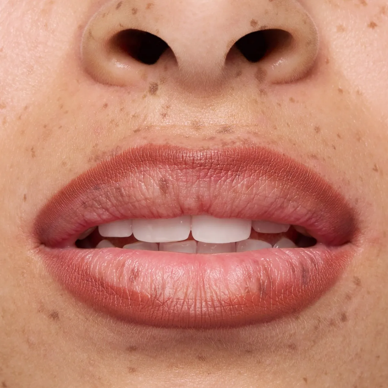 Perfilador de Labios Matte Comfort 8h