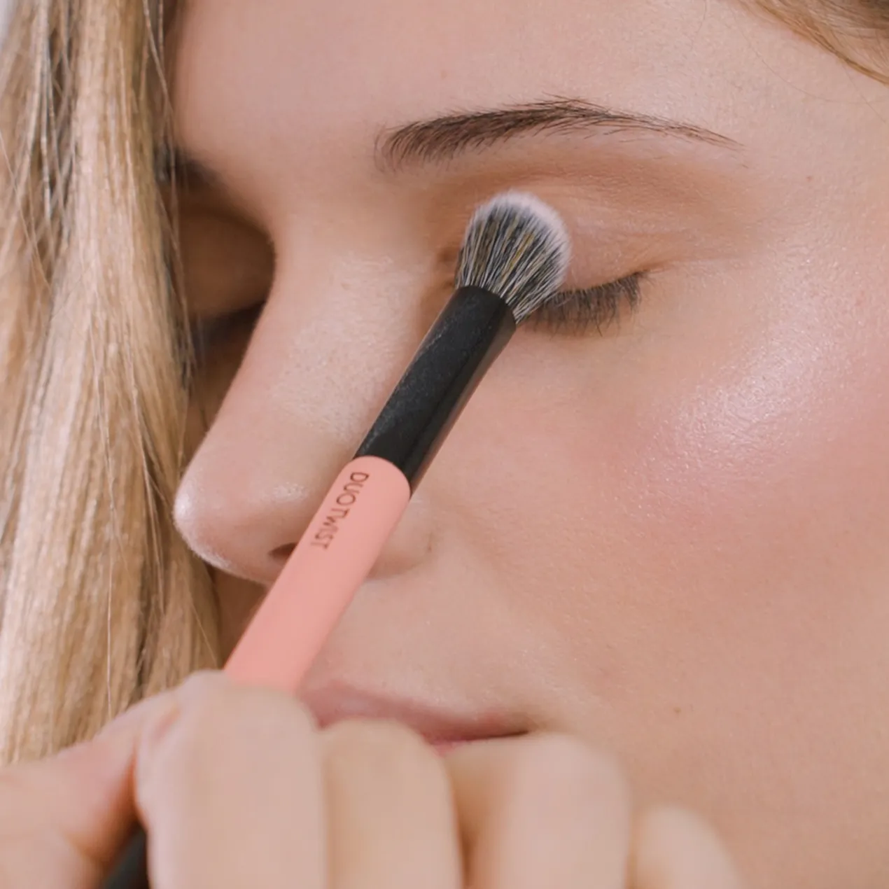 Pincel Doble Sombra De Ojos Duo Twist DT6