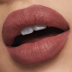 Pure Color Barra de Labios Mate de Larga Duración