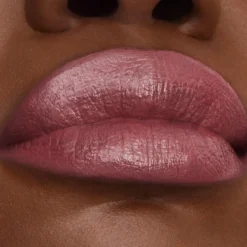 Pure Color Envy Bálsamo Labial de Hidratación
