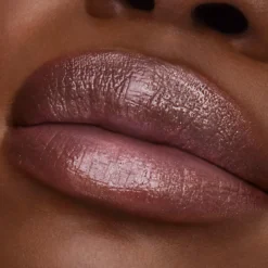 Pure Color Envy Bálsamo Labial de Hidratación