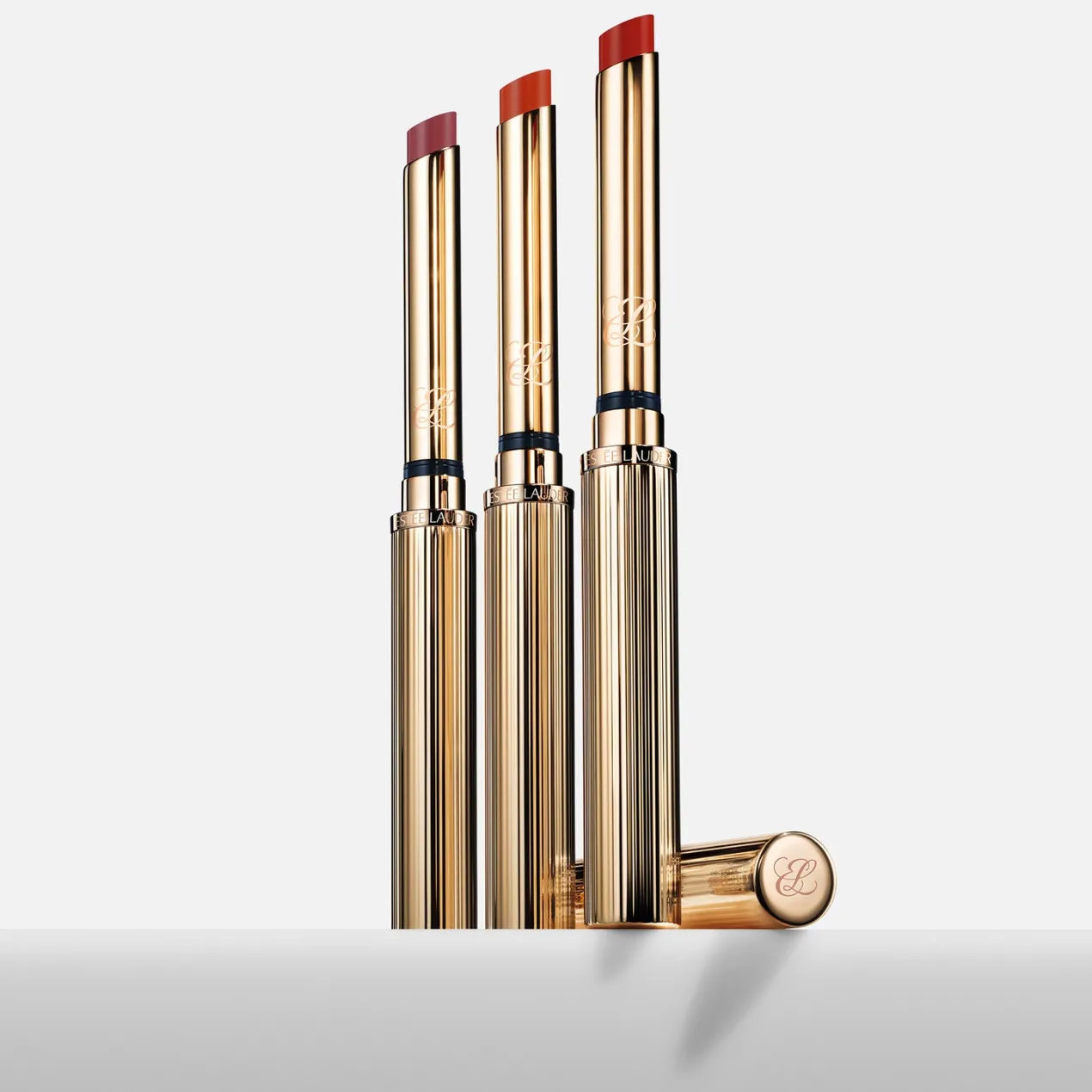Pure Color Explicit Barra de Labios Silk Mate