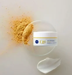 Q10 Power Crema Día Antiarrugas y Firmeza Piel Normal FP15