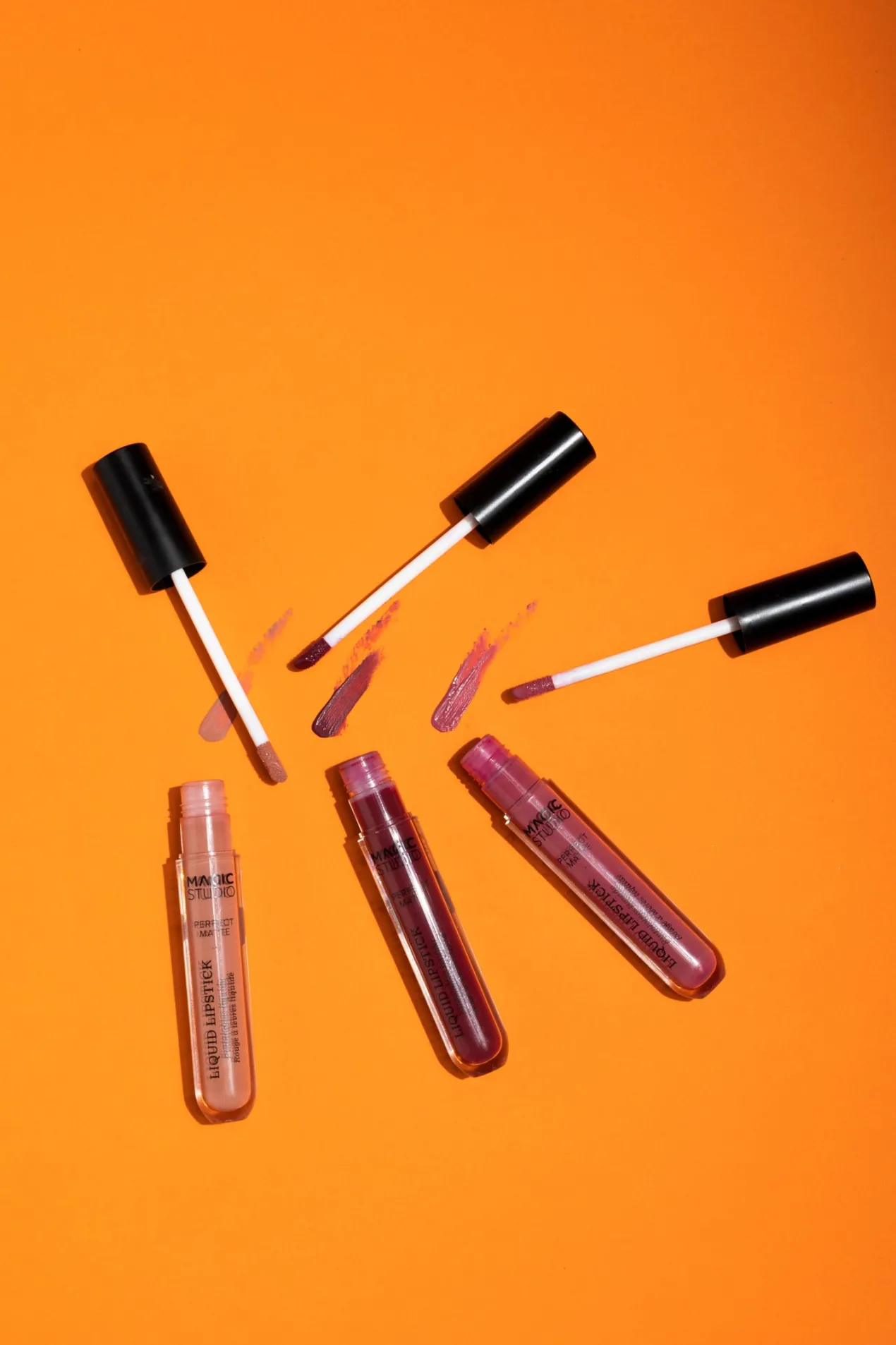 Set Essentials Liquid Lipstick