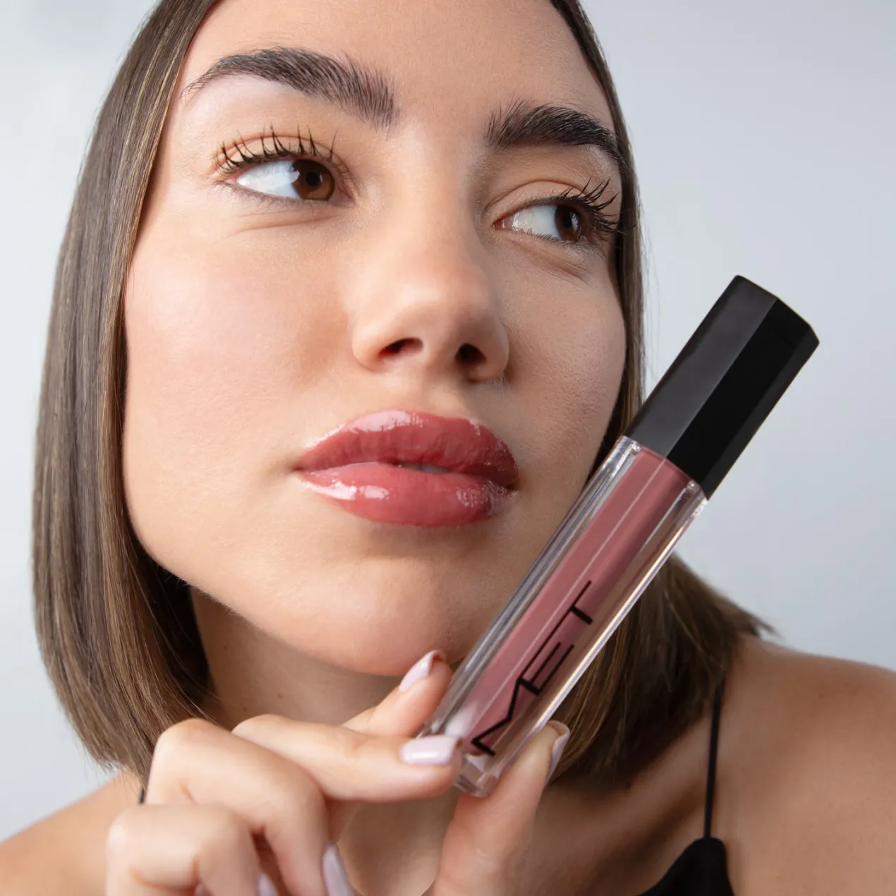 Stayin' Glossy Lip Gloss Brillo de Labios