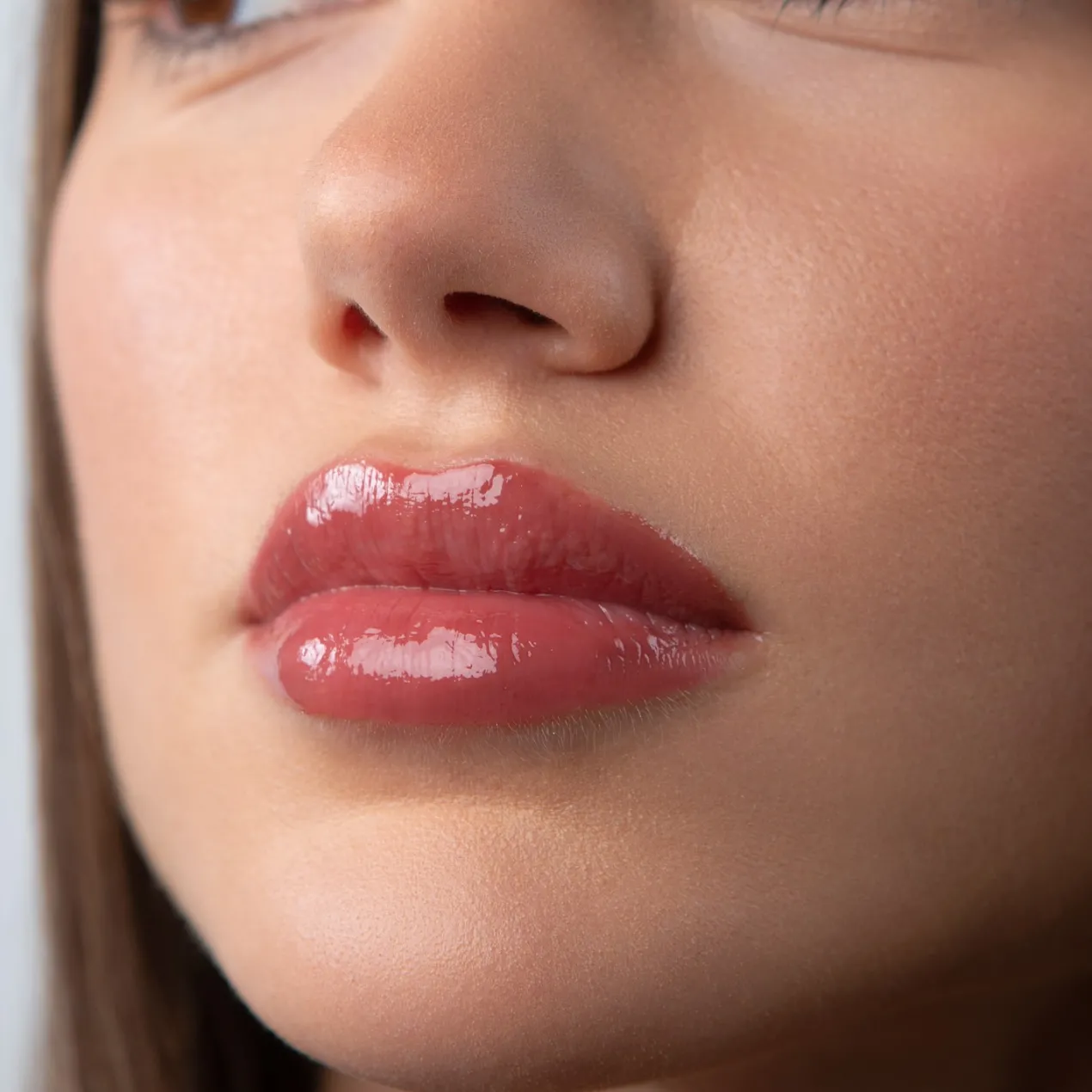 Stayin' Glossy Lip Gloss Brillo de Labios