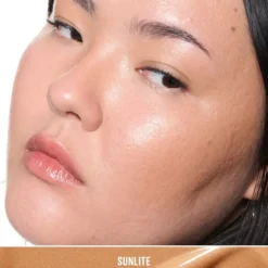 Strobe Beam Liquid Bronzelighter
