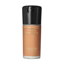 Studio Radiance Serum - Powered Foundation Base de maquillaje 24 hs hidratación