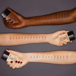 Teint Idole Ultra Light Wear Nude Base de Maquillaje
