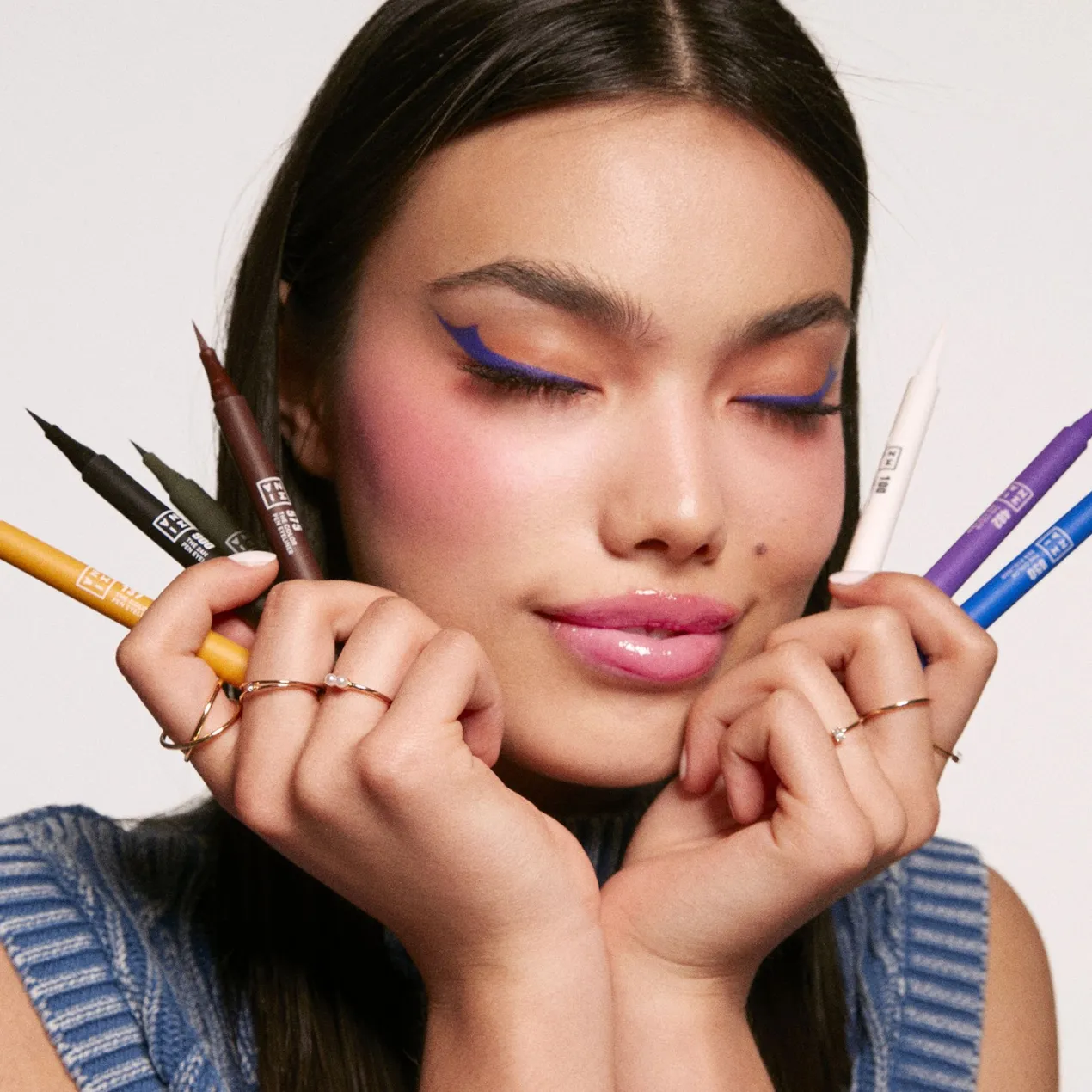 The Color Pen Eyeliner Delineador de Ojos