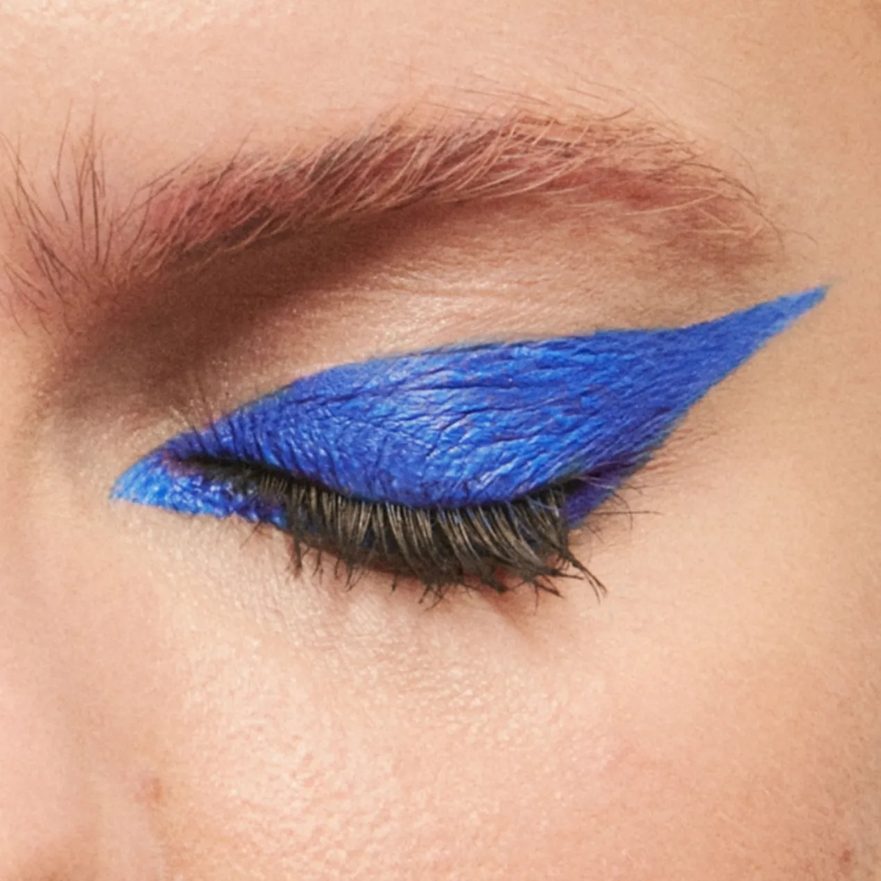 The Color Pen Eyeliner Delineador de Ojos